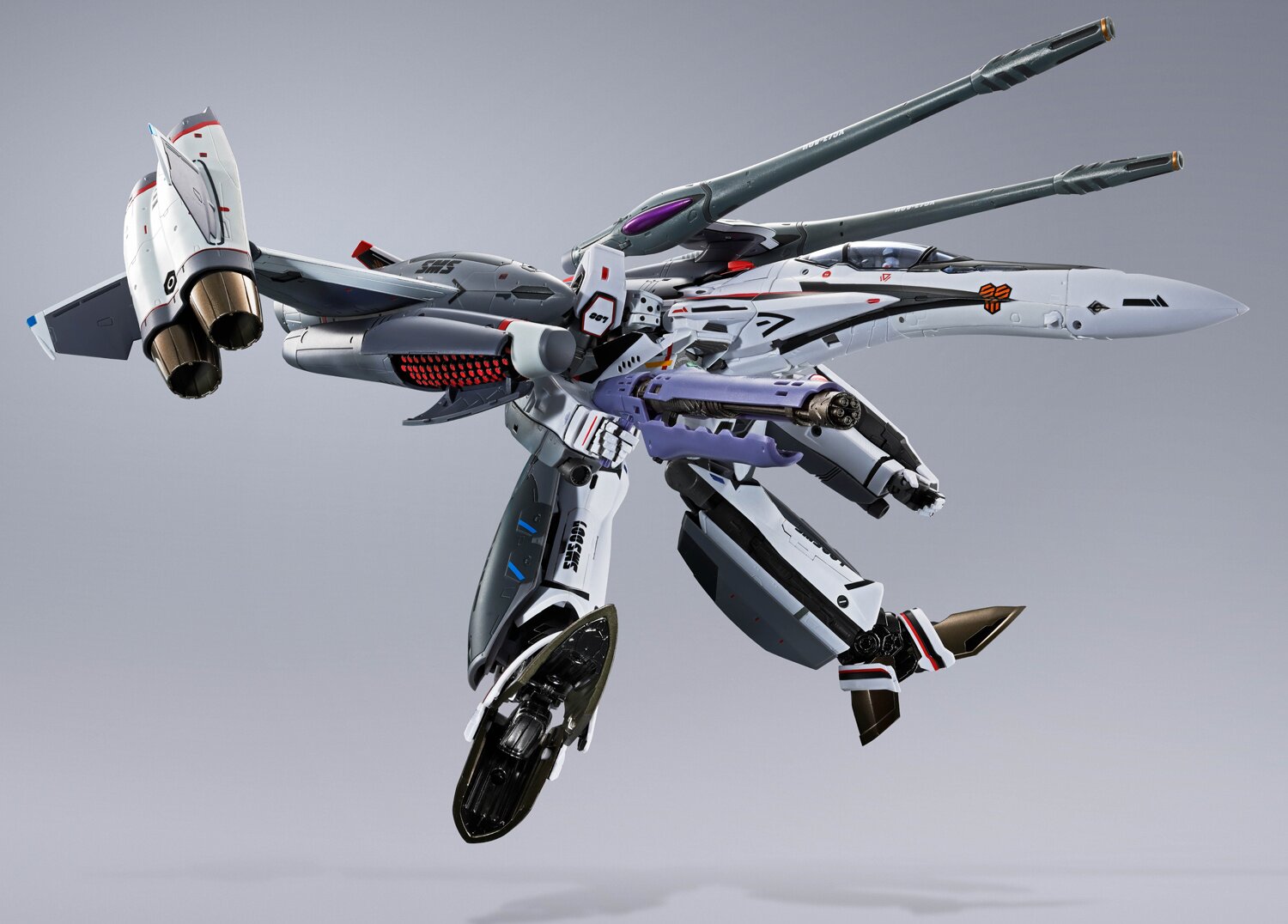 DX Chogokin Macross Tornado Messiah Valkyrie Alto Saotome