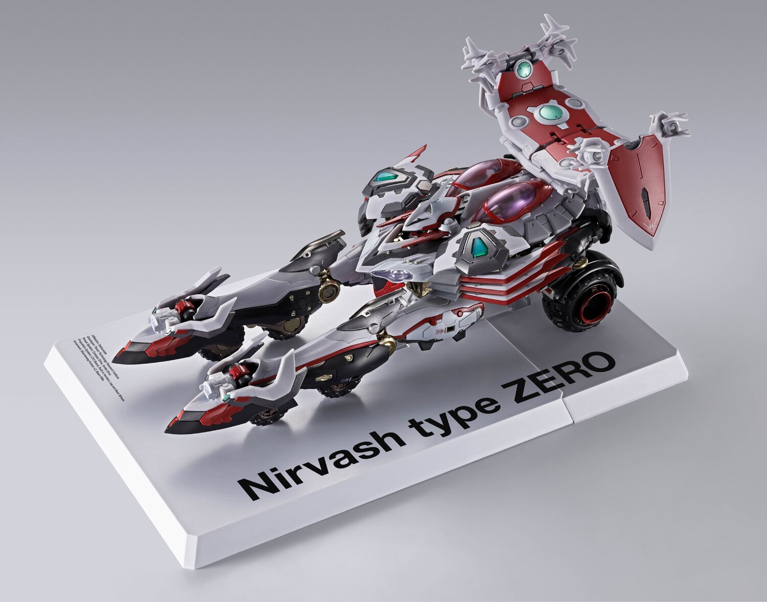 Metal Build Eureka Seven Nirvash Type Zero RS: Bandai - Tokyo