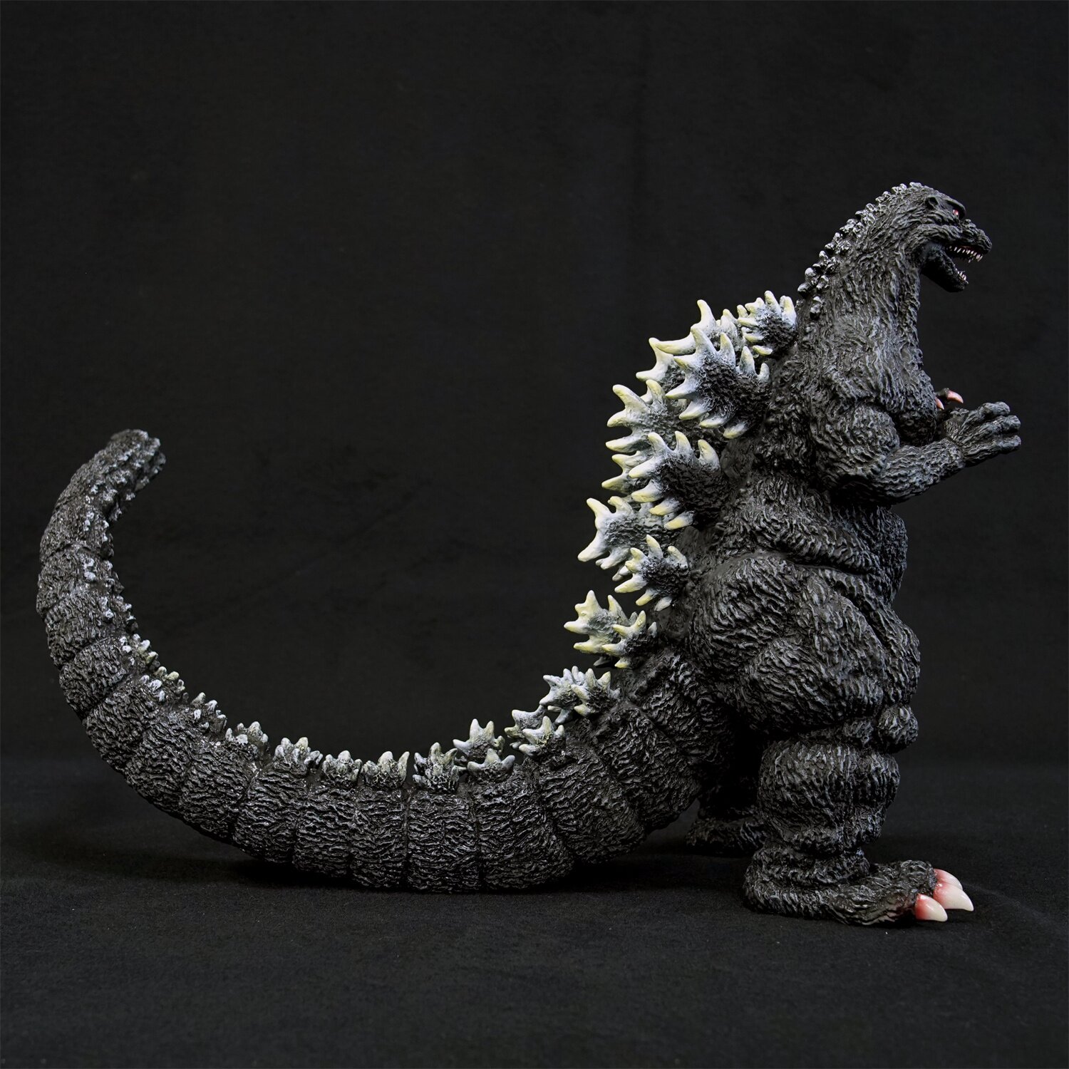 Godzilla (1992) Middle Size Series Soft Vinyl Garage Kit Reprint ...