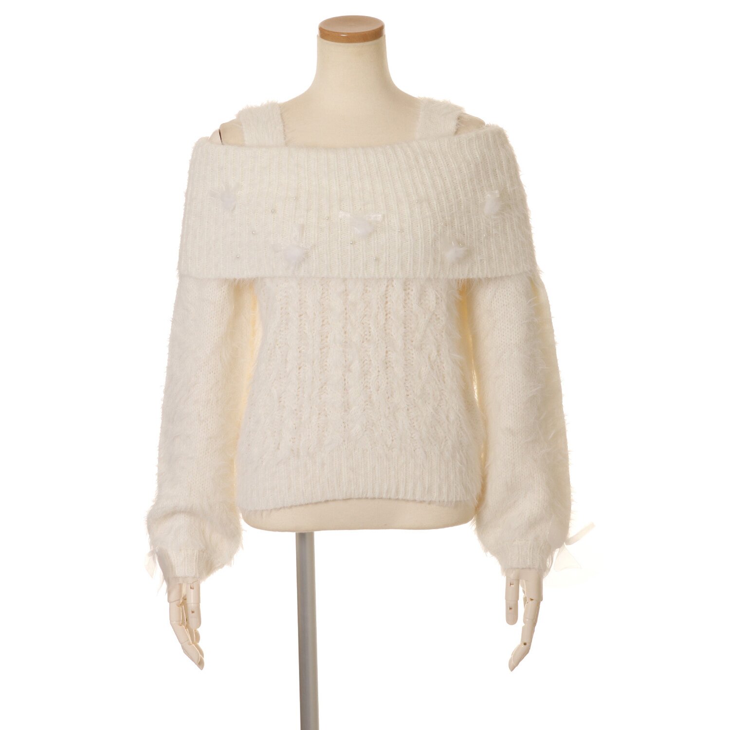 LIZ LISA Pom Pom Off-Shoulder Feather Knit Top: LIZ LISA LIZ LISA Pom Pom Off-Shoulder Feather Knit Top: LIZ LISA