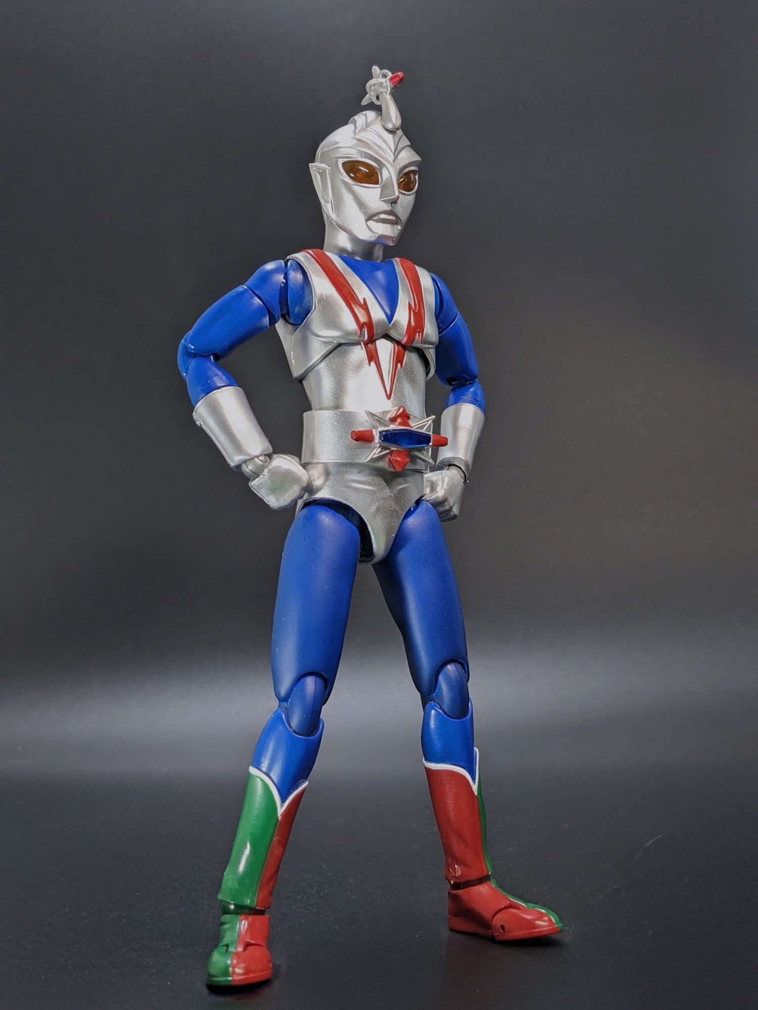 Hero Action Figure Zone Fighter Ver. 2: Evolution Toy - Tokyo