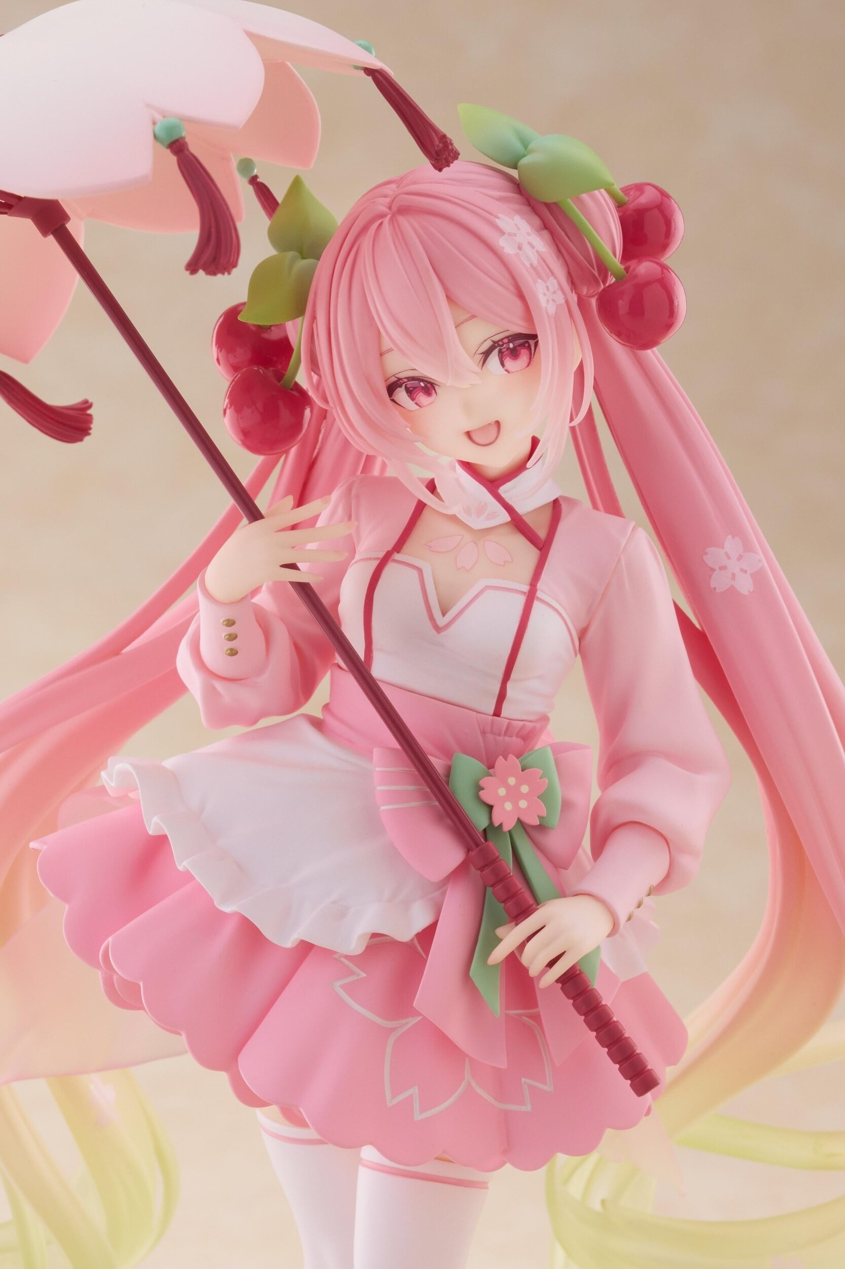 Artist Masterpiece Figure+ Sakura Miku: Sakura Dress Ver. - Tokyo Otaku ...
