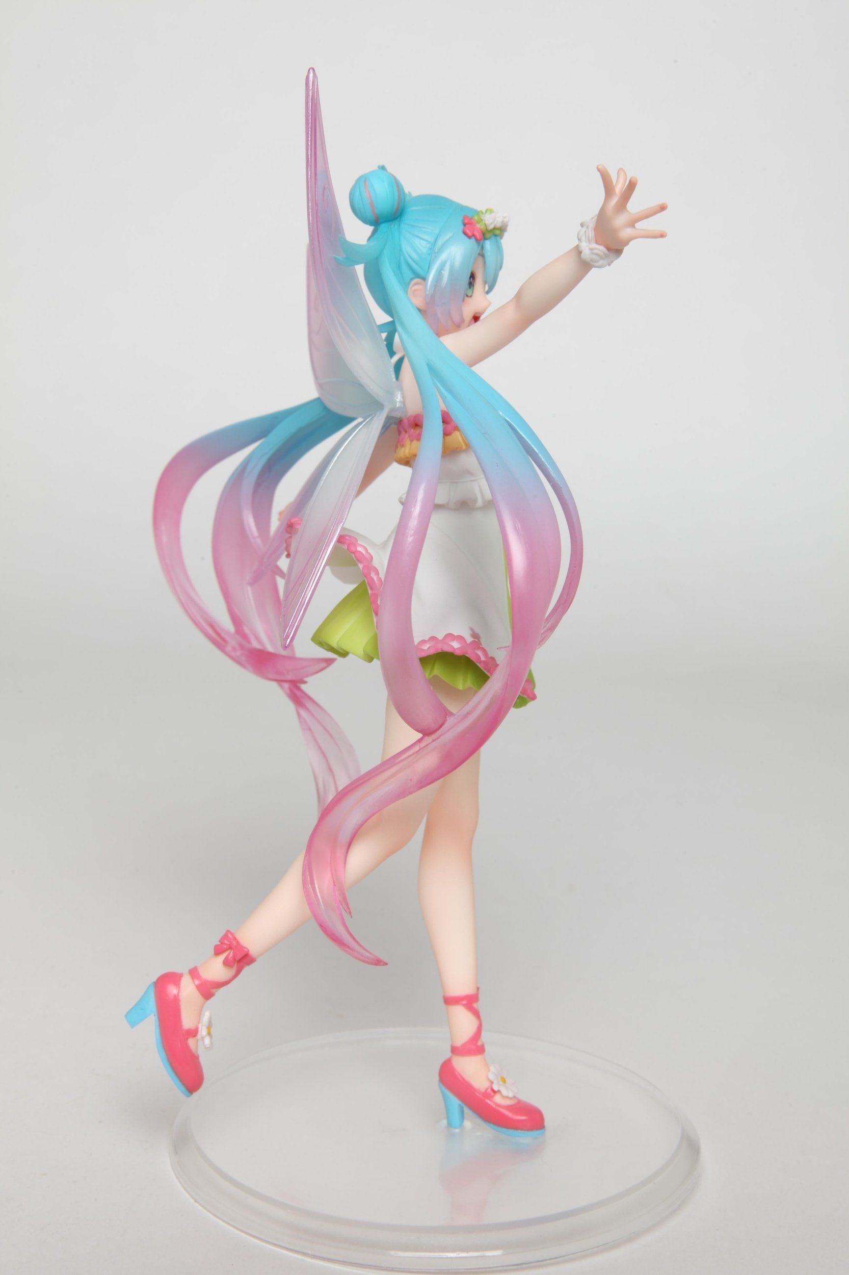 Hatsune Miku] 3rd Season Spring Ver. Non-Scale Figure: Taito