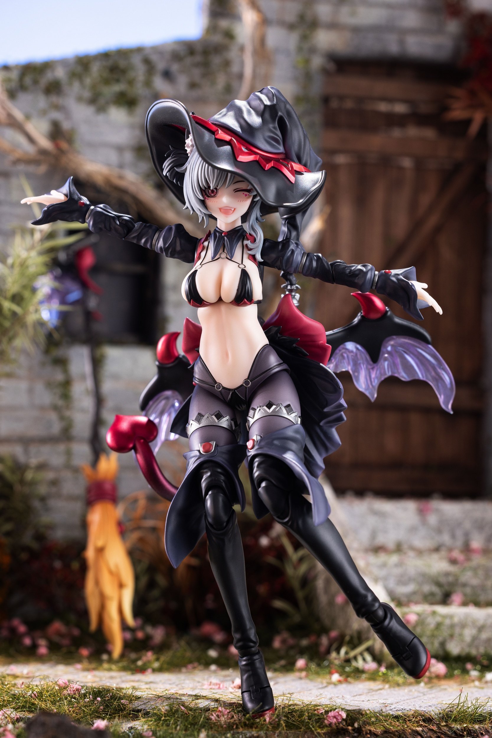 The Apprentice Witch Neco Hoshikawa: Black Hair Ver. 1/12 Scale
