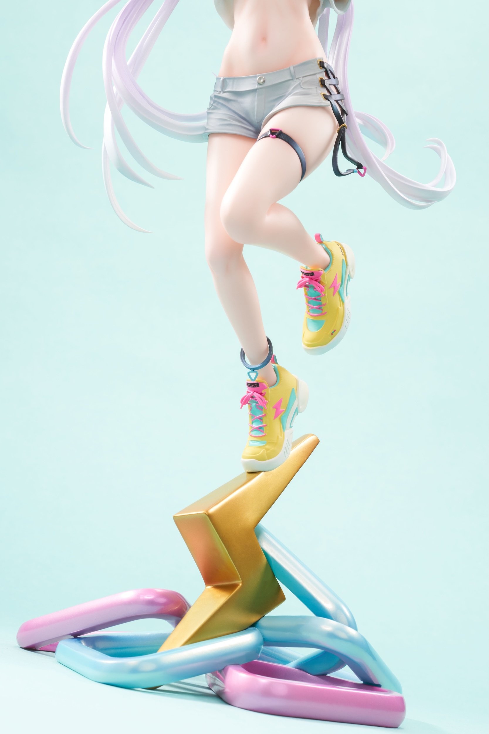 Mignon Illustration Spark: Deluxe Edition 1/7 Scale Figure: Hobby