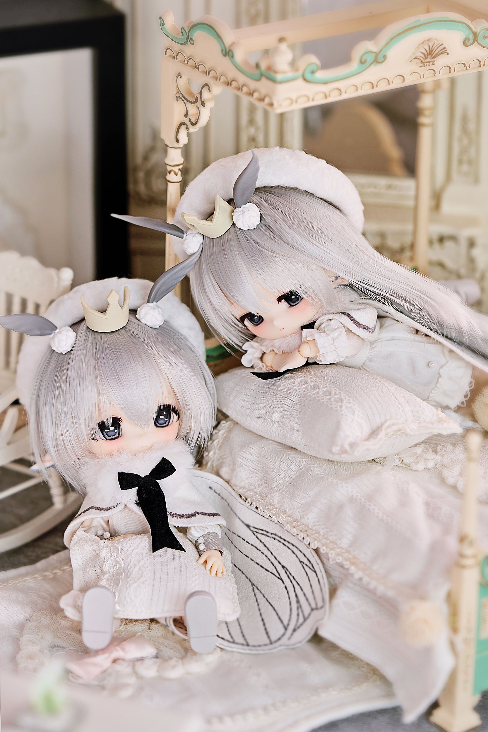 Piccodo Action Doll x White Box Alice Deformed Doll & Haneko No