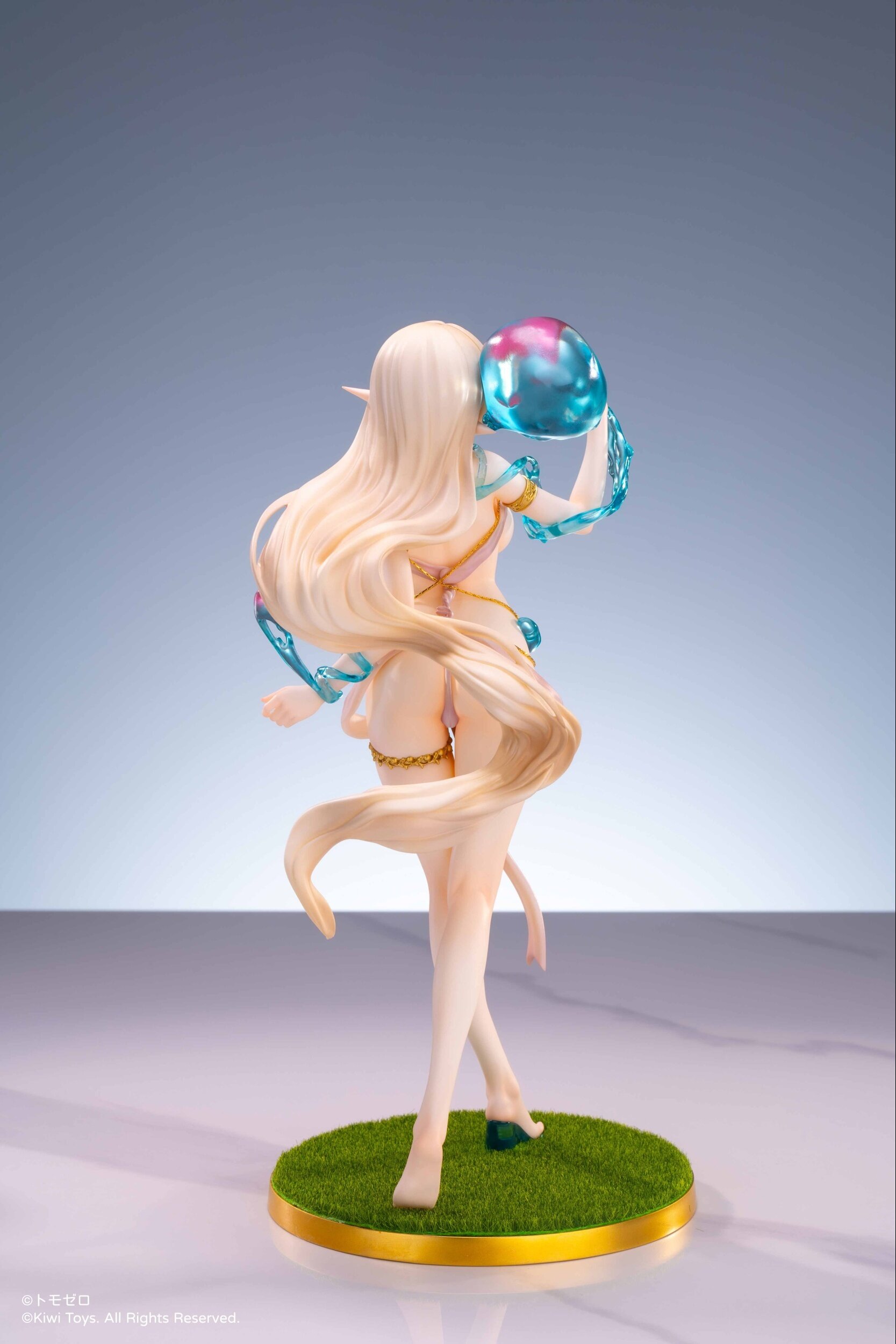 Tomozero Illustration Loessel-chan Limited Edition 1/6 Scale
