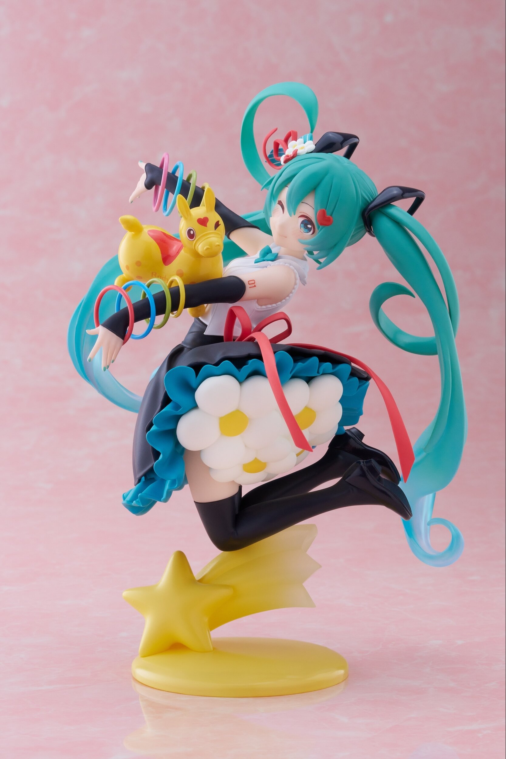 Artist Masterpiece Figure+ Hatsune Miku x Rody: 39 / Thank You Ver. (Re ...