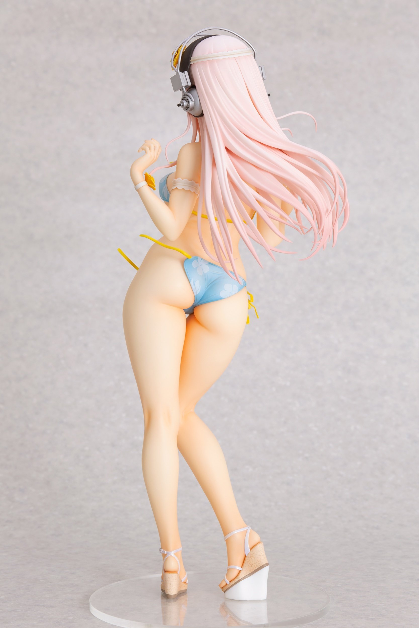 すーぱーそに子 Summer Vacation ver. フィギュア Super Sonico]: Summer Vacation Ver. 1/4.5 Scale Figure (Re-run