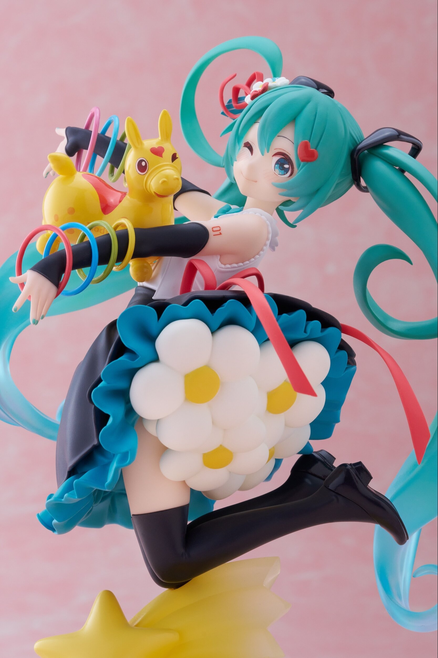 Artist Masterpiece Figure+ Hatsune Miku x Rody: 39 / Thank You Ver. (Re ...