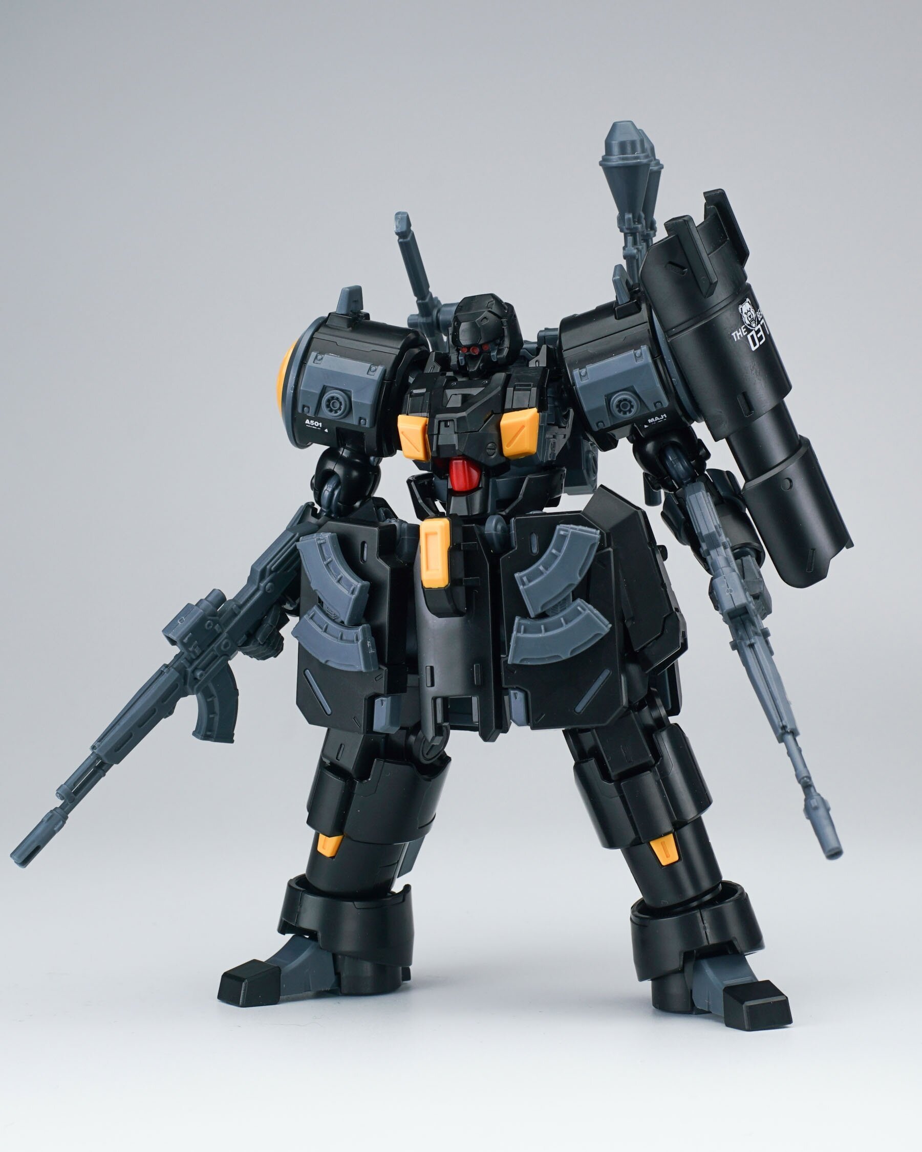 Ultra Action Trooper Series Zarov M1 (Metallic Black) 1/144