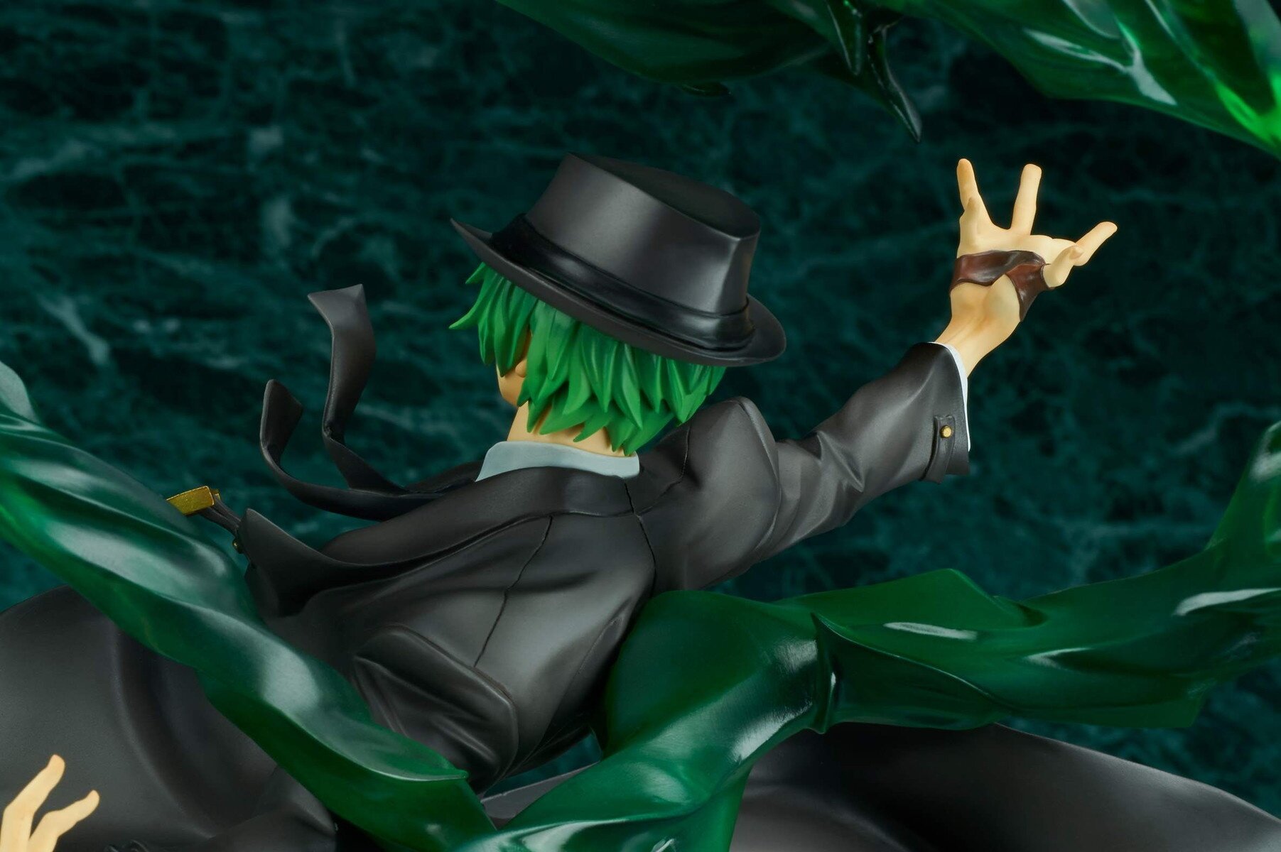 BlazBlue Hazama 1/8 Scale Figure: Broccoli - Tokyo Otaku Mode (TOM)