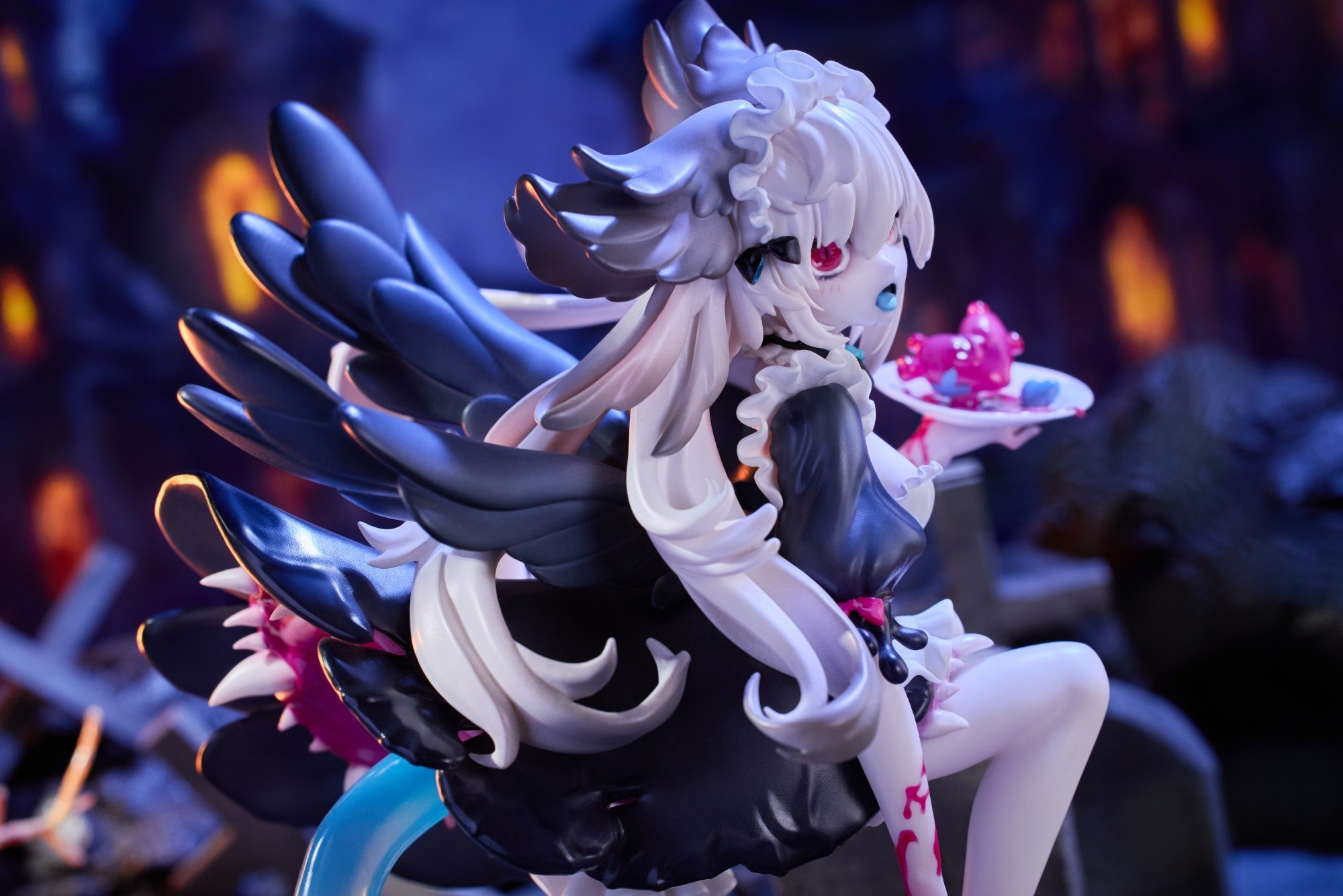Creature Maid Deluxe Edition 1/6 Scale Figure: PoiArt - Tokyo 