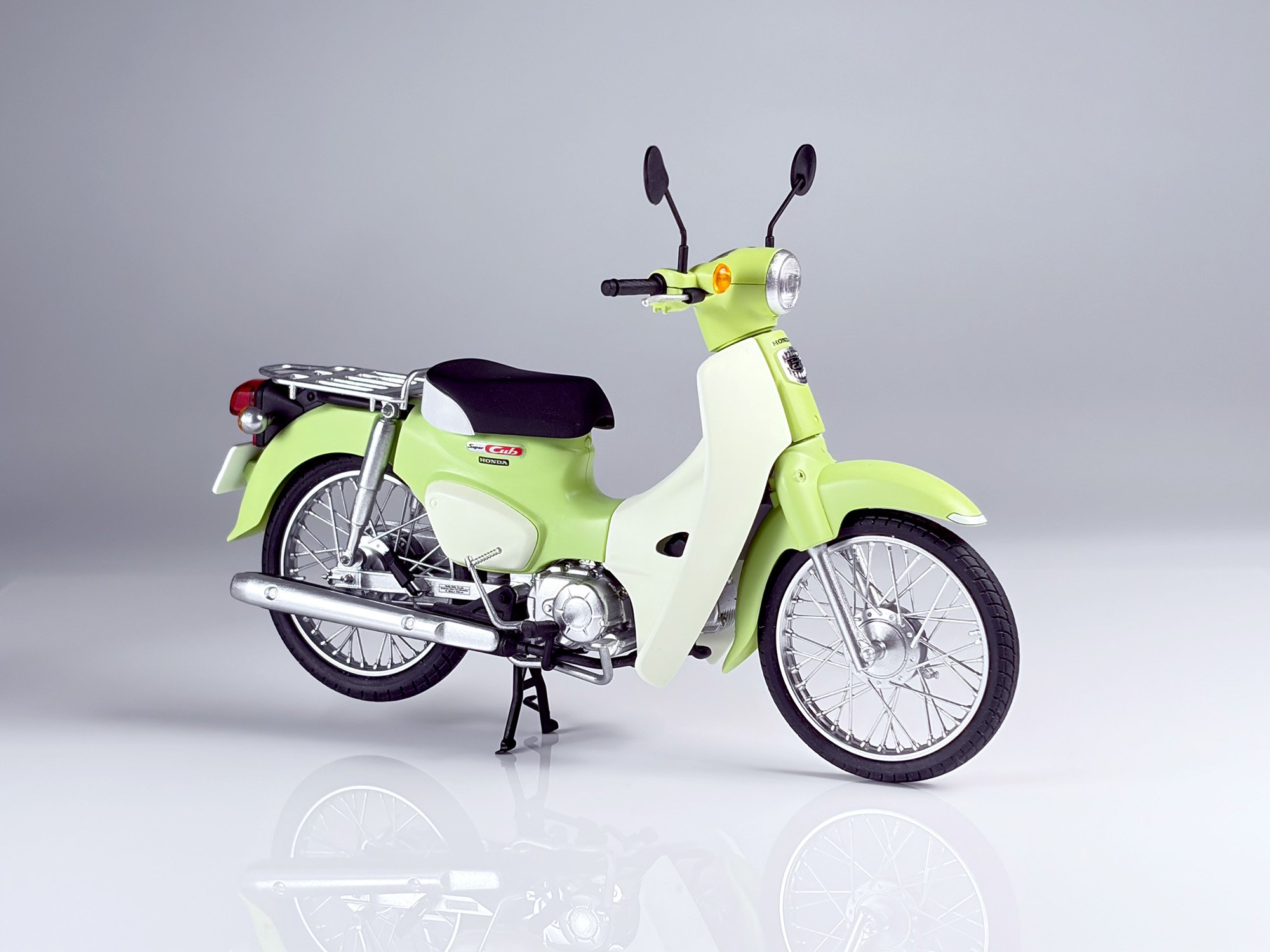 【新品未開封】Honda Super Cub 1/12スケール 3台セット Honda Super Cub: Zundamon Edition 1/12 Scale Plastic Model Kit