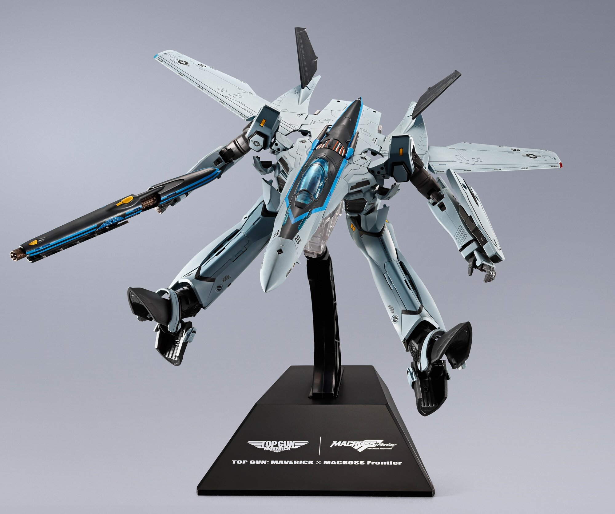 DX Chogokin Macross Frontier x Top Gun: Maverick Collaboration VF