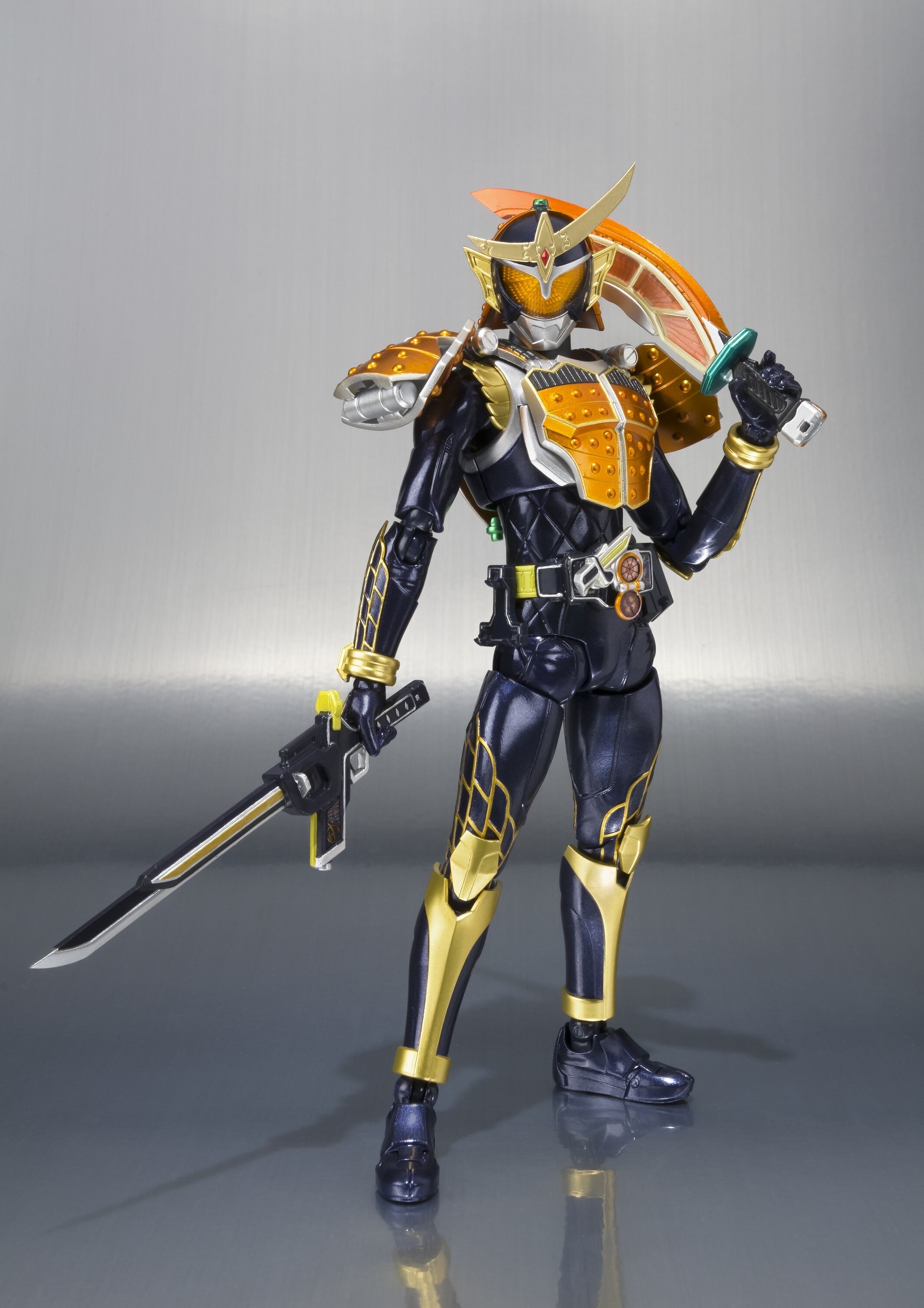 Kamen Rider Gaim Orange Arms フィギュア Amazon.com: TAMASHII NATIONS - Kamen Rider Gaim - Kamen