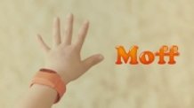 Moff - a wearable smart toy -