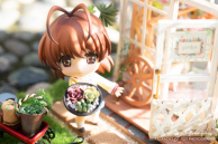 Nagisa and her plants