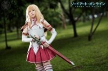 Asuna ( Sword Art Online )