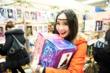 The World's Most Famous Cosplayer Came Back to Japan: Alodia Walks Tokyo!