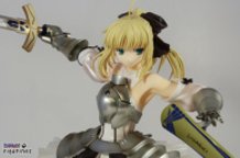 Good Smile Company – Fate/Unlimited Codes – Saber Lily Distant Avalon ver. – 1/7 PVC Figure