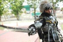 Metal Gear Rising - Raiden  "WHO's NEXT?"