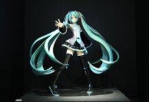 Miku Goods on Display Everywhere!