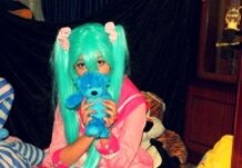 Miku Hatsune LOL