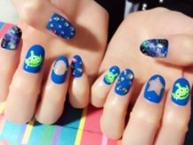 Aliens from Toy Story Nails
