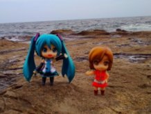 Miku and Meiko at a beach on Enoshima
