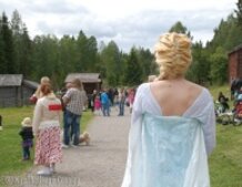 Elsa during midsummer (2)