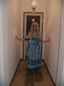 Alice Kingsley - Alice in Wonderland
