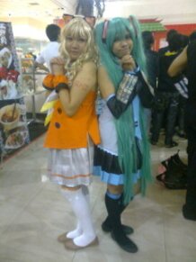 Hoping of SeeU and Miku