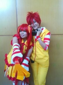 Cosplay McD Mikuo & Miku