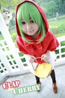 Red Riding Hood Gumi Cosplay <3