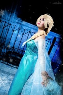 Frozen: Queen Elsa of Arendelle