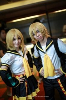 Vocaloid Kagamine Lenka