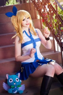 Lucy Heartfilia (Fairy Tail) Cosplay by Calssara