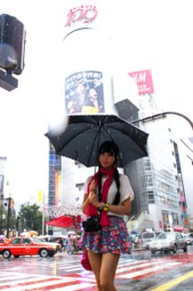 World Famous Cosplayer Alodia Gosiengfiao Visits Japan! 