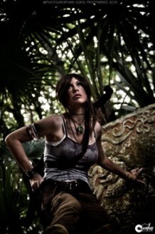 Lara Croft  |  Tomb Raider (2013)