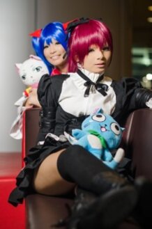 Fairy Tail - Erza and Wendy