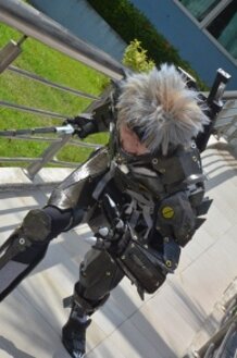 Metal Gear Rising - Raiden rushes