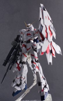 Unicorn Gundam + Armored De + Gatling