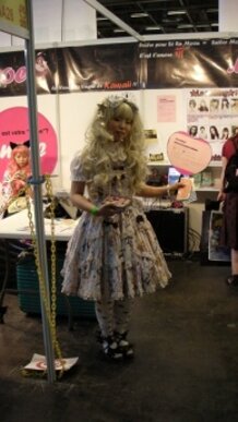 JAPAN EXPO 2013 - AKB48 Booth