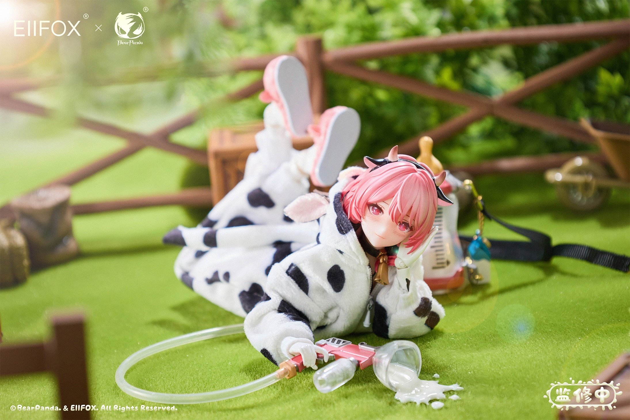 Dairy Cow Momo 1/8 Scale Action Figure: BearPanda - Tokyo Otaku