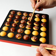 Takoyaki Reversi Game