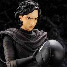 ArtFX Star Wars: The Force Awakens Kylo Ren: Cloaked in Shadows