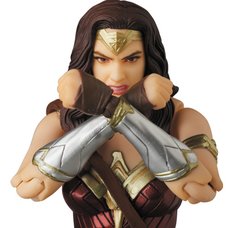 Mafex Wonder Woman