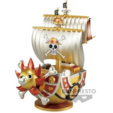 One Piece Mega World Collectable Figure Special: Thousand Sunny Gold Color