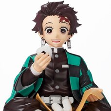 Demon Slayer: Kimetsu no Yaiba Tanjiro Kamado Premium Perching Figure (Re-run)